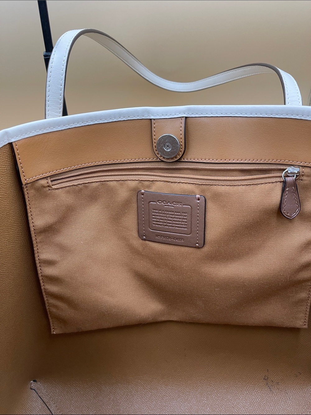 Coach White Leather Tote with Green Apple Motif - Picture 5 of 7